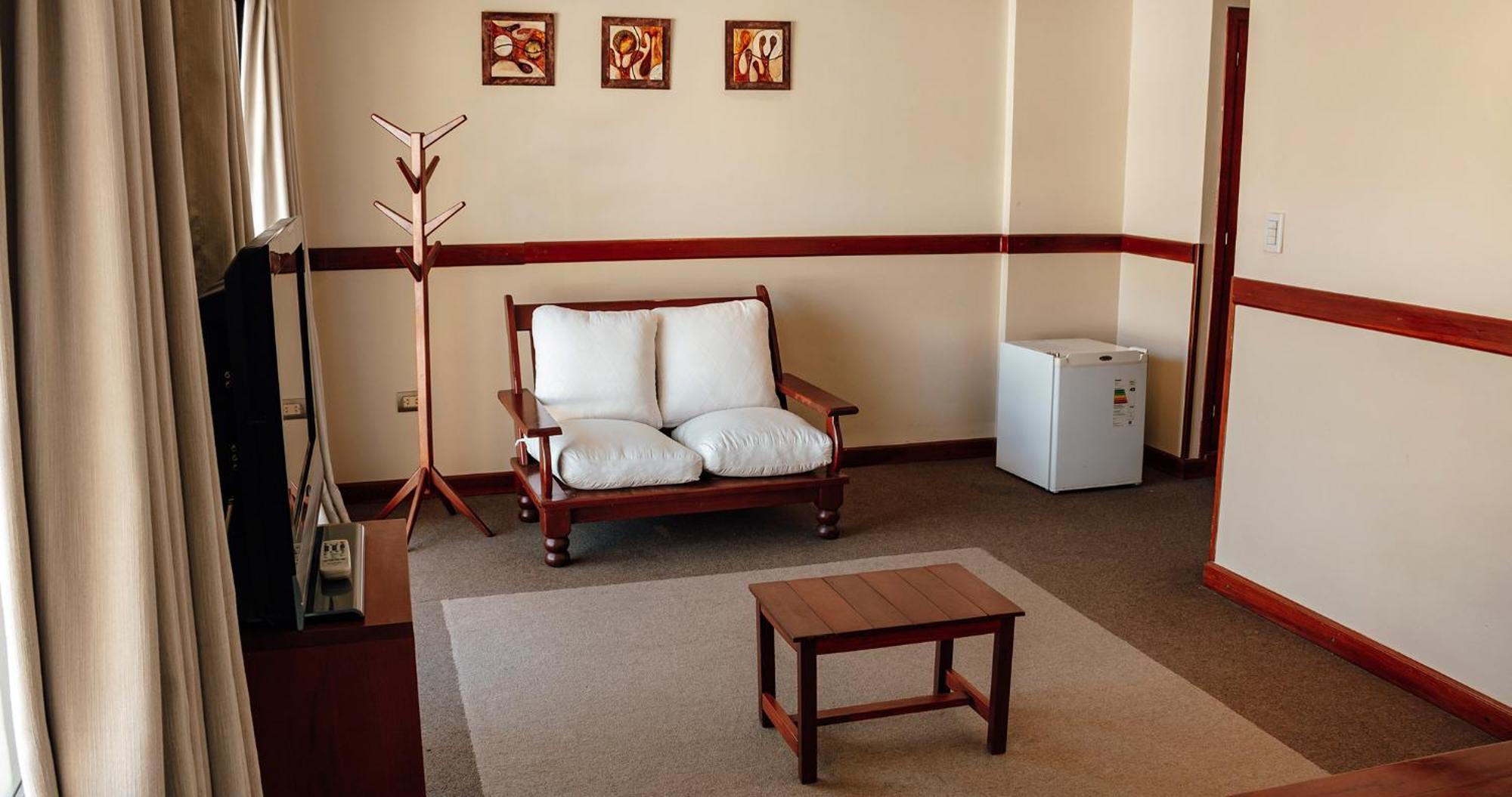 Hotel Los Sauces Cafayate Εξωτερικό φωτογραφία