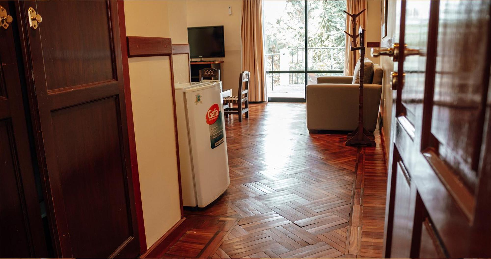 Hotel Los Sauces Cafayate Εξωτερικό φωτογραφία